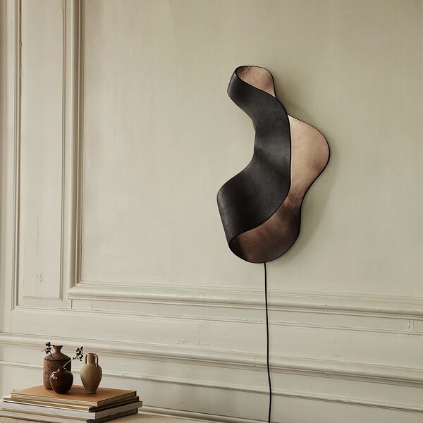 Lampa Ścienna ferm LIVING, Oyster, ściemnialny, czarny, salon, aluminium, design