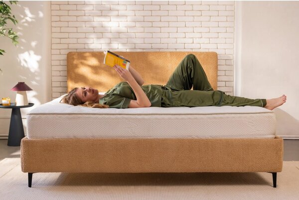Musztardowe tapicerowane łóżko dwuosobowe ze stelażem 160x200 cm Noira Slim – Bonami Selection