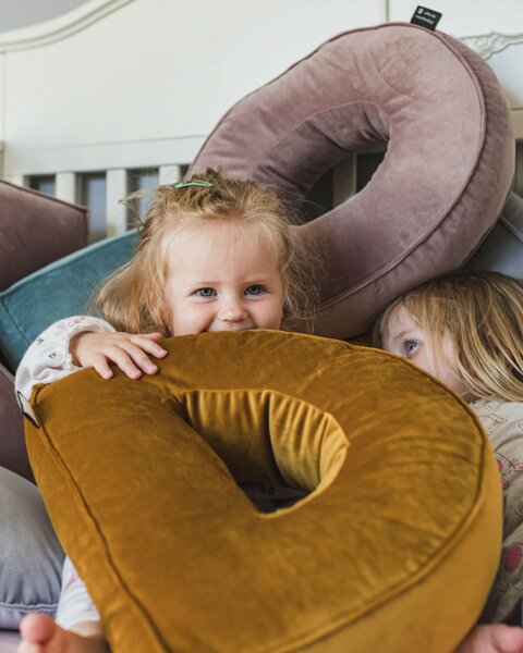 1922-704-23 kolor żółty tkanina połyskliwa, welwetowa