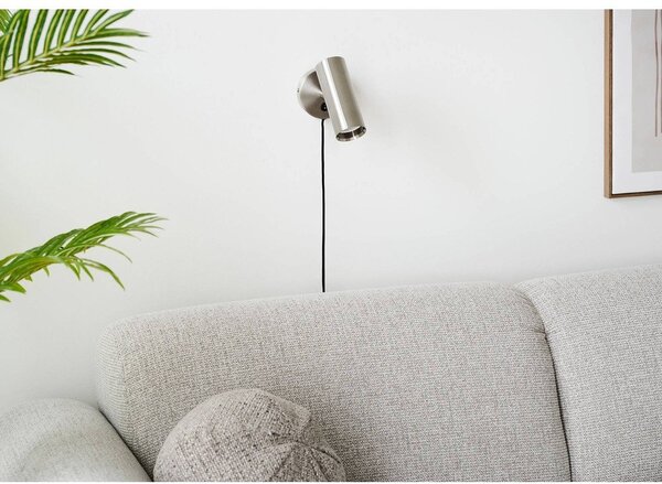 Stalowy kinkiet do kontaktu w kolorze srebra Paris – House Nordic