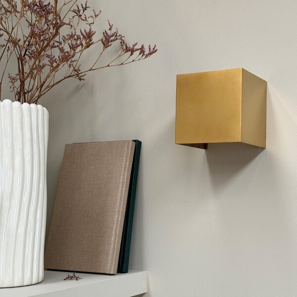 Lampa Ścienna Dyberg Larsen, Venus, złoty | mosiężny, salon, aluminium, design
