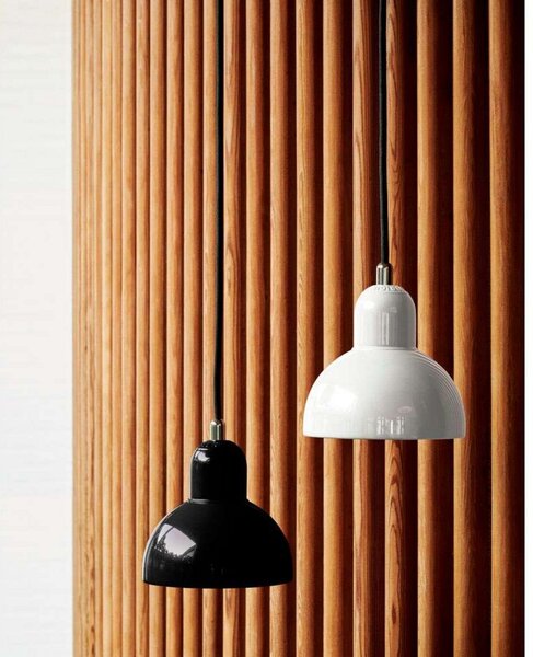 KAISER idell 6722-P lampa wisząca, czarna - FRITZ HANSEN