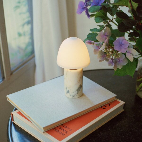 Lampa Stołowa Made By Hand, Fuse, beżowy, salon, marmur, design
