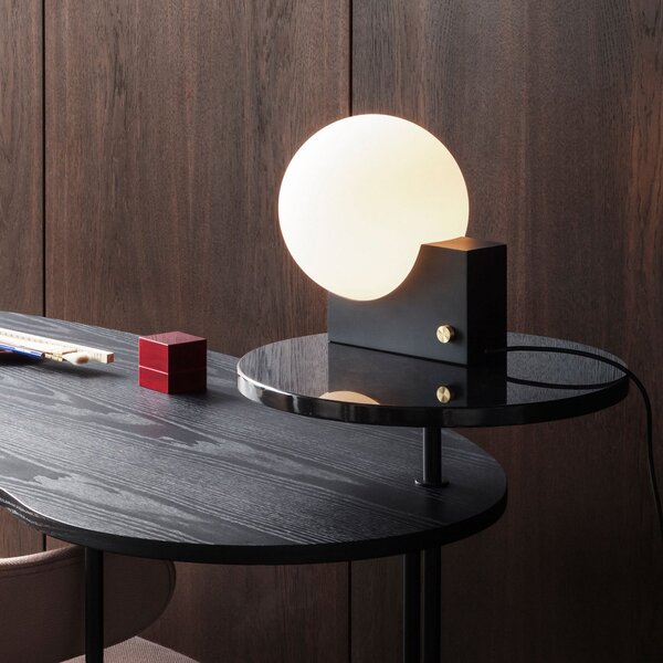 Lampa Stołowa &Tradition, Journey SHY1, ściemnialny, czarny, salon, szkło, design