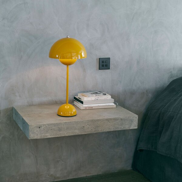 Lampa Stołowa &Tradition, Flowerpot VP3, żółty, salon, metal, design