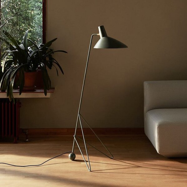 Lampa Podłogowa &Tradition, Tripod HM8, czarny, salon, aluminium
