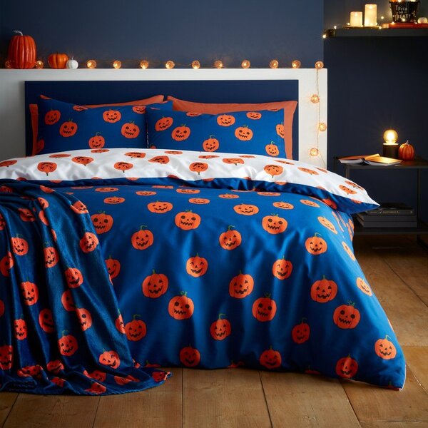 Niebiesko-pomarańczowa pościel jednoosobowa 135x200 cm Halloween Pumpkins – Catherine Lansfield