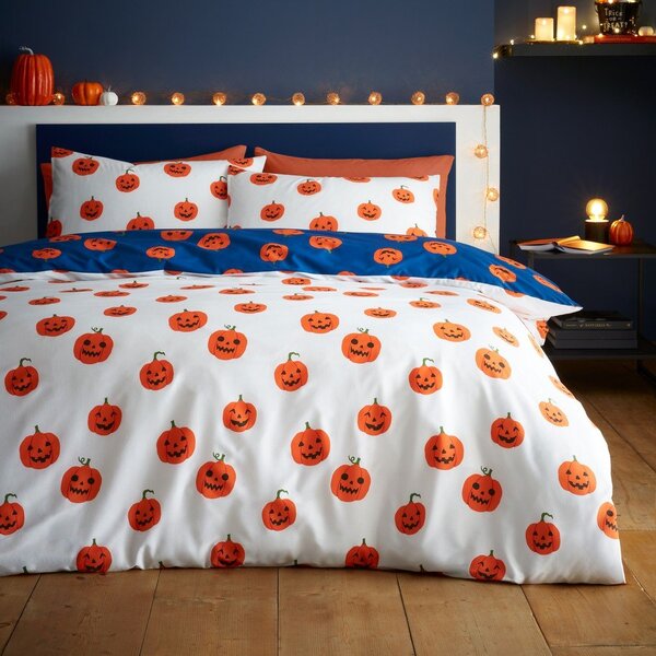 Niebiesko-pomarańczowa pościel jednoosobowa 135x200 cm Halloween Pumpkins – Catherine Lansfield