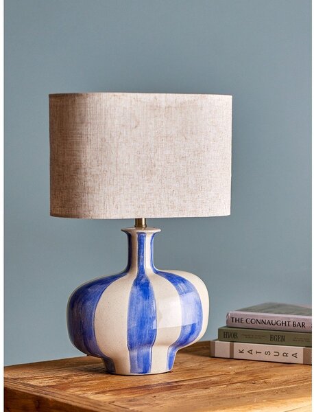 Lampa stołowa ceramiczna z tekstylnym kloszem (wysokość 46 cm) Alida – Bloomingville