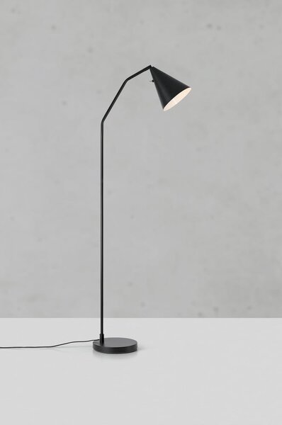 Czarna lampa stojąca LED ze ściemniaczem i metalowym kloszem (wysokość 144 cm) Funil – Markslöjd
