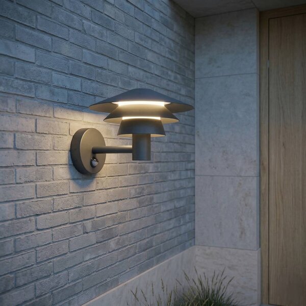 Kinkiet zewnętrzny LED Lucande Montaro, antracytowy, IP54 z czujnikiem Montaro, czarny, aluminium, nowoczesny
