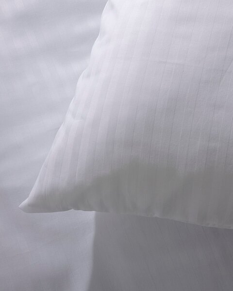 Pościel z satyny żakardowej Pure Snow 160x200 cm