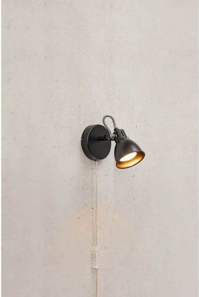 Lampa Ścienna Markslöjd, czarny, salon, metal