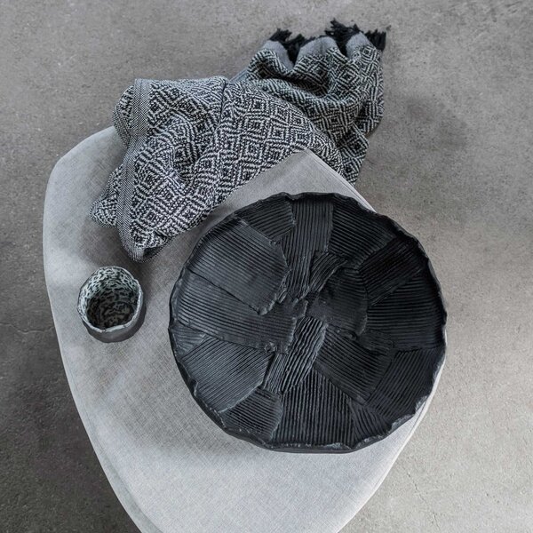 Taca dekoracyjna z żywicy polimerowej ø 35 cm Patch Bowl – Mette Ditmer Denmark