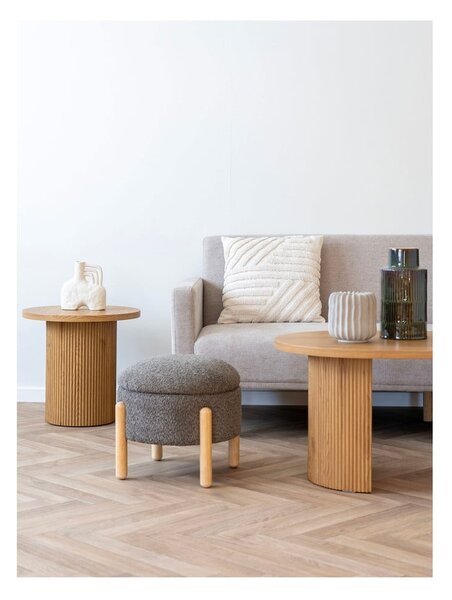 Brązowy podnóżek z materiału bouclé Medas – House Nordic