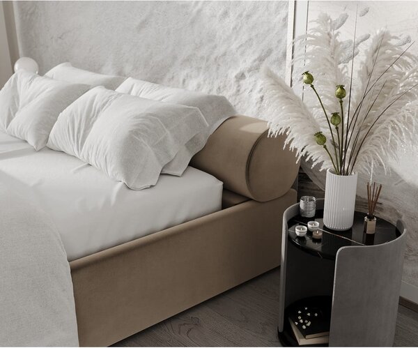 Jasnobrązowe tapicerowane łóżko dwuosobowe ze schowkiem i stelażem 160x200 cm Solvo – Maison de Rêve