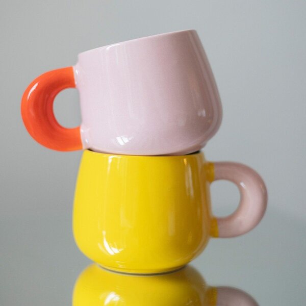 Różowy kubek new bone china 470 ml Coco – ONA