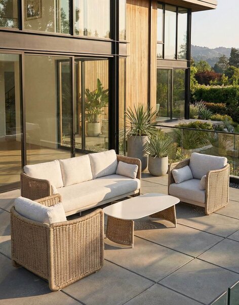 Zestaw ogrodowy Corsica: 3-osobowa sofa, 2 fotele i stolik kawowy, 5 osobowy