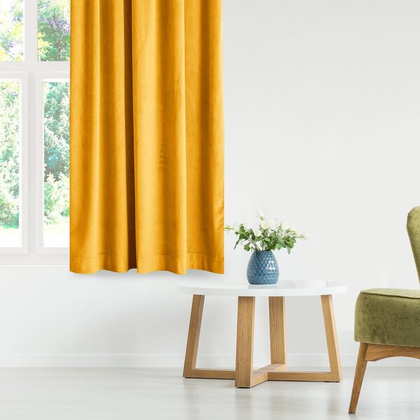 Żółta aksamitna zasłona częściowo zaciemniająca (dimout) 140x245 cm Eyelets – Restilo
