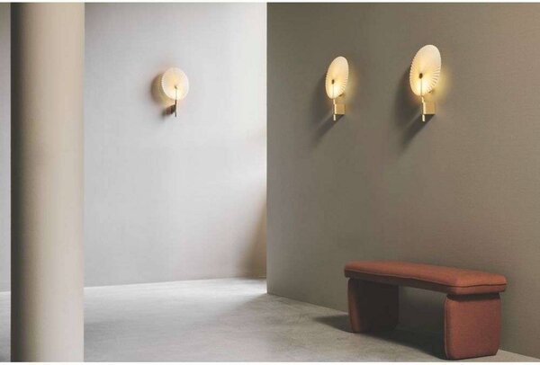 GEJST Kinkiet Liris, możliwość ściemniania, mosiężny / złoty, salon / jadalnia, metal, design