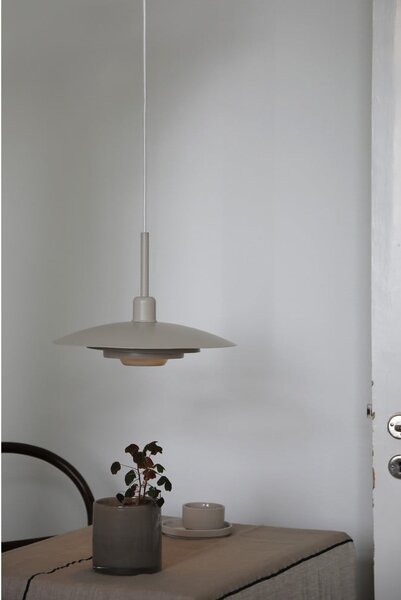 Beżowa lampa wisząca z metalowym kloszem ø 35 cm Piny – Markslöjd