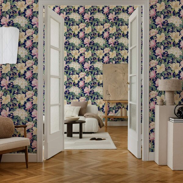 Tapety Magnolie i pąki na ciemnoniebieskim tle, Tapety Z kwiatami, a00644v1 : Uwalls.pl