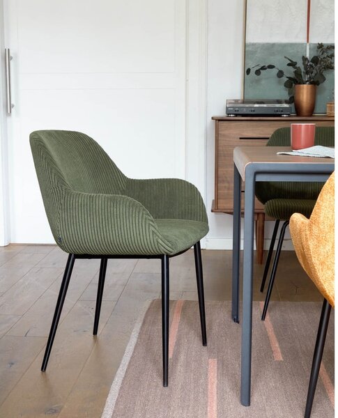 Tapicerowany fotel jadalniany w kolorze khaki Konna – Kave Home
