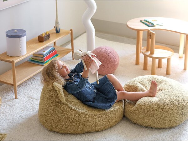 Zielony dziecięcy worek do siedzenia z materiału bouclé Bear – Wigiwama