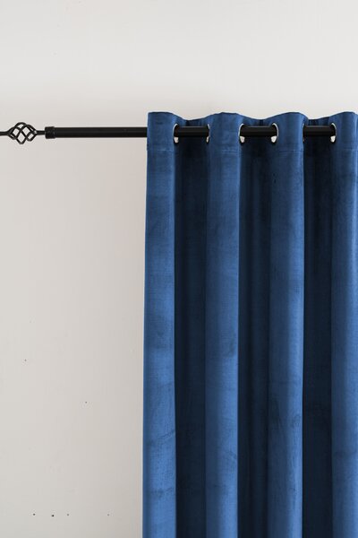 Zasłona zaciemniająca ELVIO VELVET 140x250 cm, granatowa Zawieszanie: Metalowe pierścienie