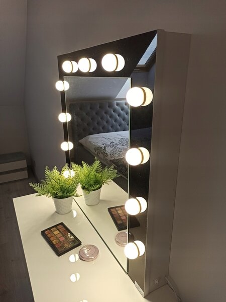 Lustro "GLAM" czarny połysk z żarówkami