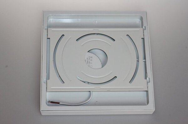 PP 803/18W WH PLAFON BIAŁY NOWOCZESNA LAMPA SUFITOWA NATYNKOWA 19x19CM LED 18W 3000K 1380lm=100W WYS.2,3CM