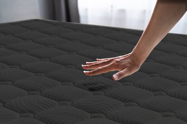 Twardy piankowy materac 80x200 cm Air Black – Moonia