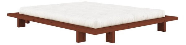 Łóżko dwuosobowe z litego drewna sosnowego bez zagłówka ze stelażem 180x200 cm w kolorze terakoty Japan – Karup Design