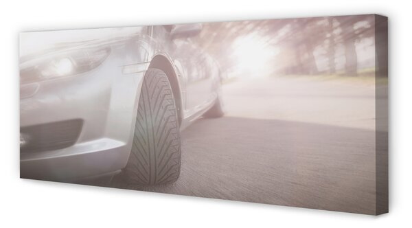 Obraz na płótnie Srebrne Auto w Mieście