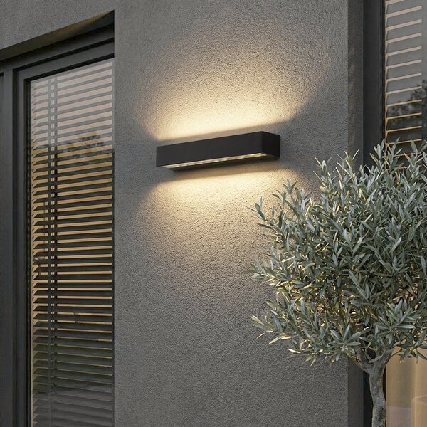 Industrialna zewnętrzna lampa ścienna czarna 38 cm z LED IP65 - Hannah