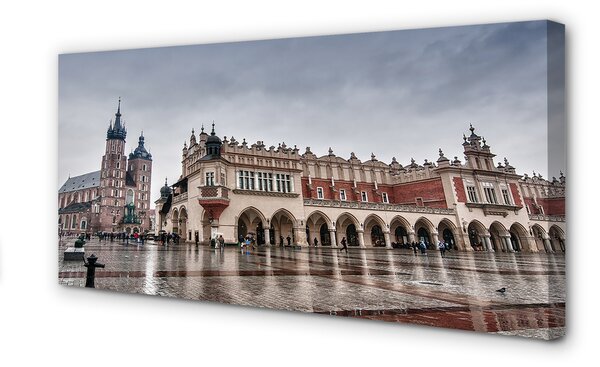 Zdjęcie na płótnie Deszczowy Kraków: Sukiennice i Kościół