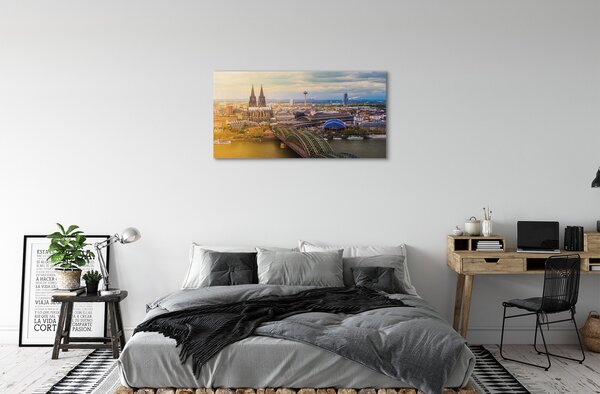 Obraz drukowany na płótnie Rzeczna Panorama z Mostami