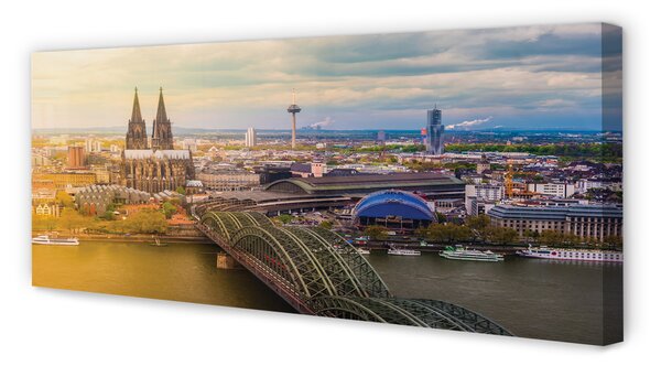 Obraz drukowany na płótnie Rzeczna Panorama z Mostami