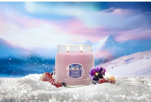 Yankee Candle świeca zapachowa Signature w szklanym słoiku średnia Summit Stargazing, 368 g, S