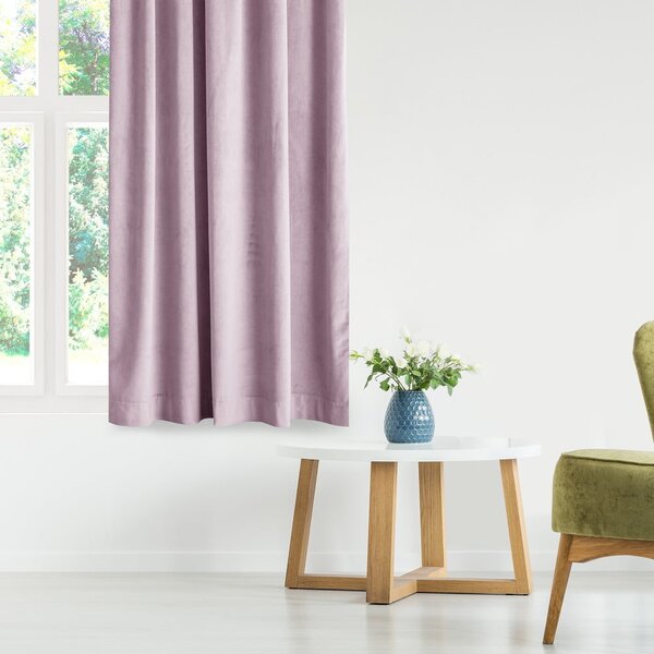 Jasnoróżowa aksamitna zasłona częściowo zaciemniająca (dimout) 140x245 cm Eyelets – Restilo