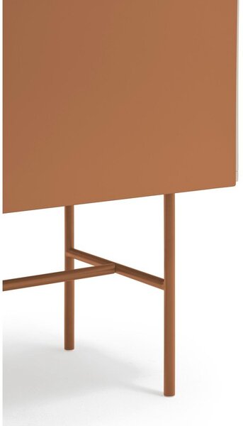 Ceglasto-beżowa niska komoda z drzwiami przesuwnymi 140x91 cm Nube – Teulat