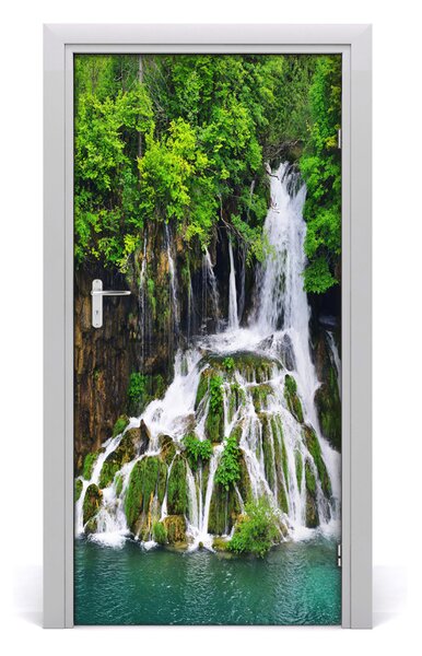 Naklejka fototapeta na drzwi Wodospad w lesie