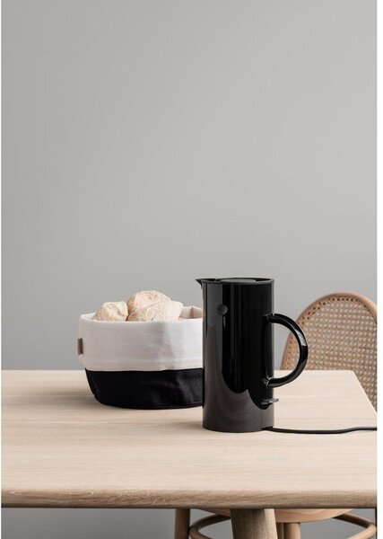 Czarny plastikowy czajnik elektryczny 500 ml EM77 – Stelton