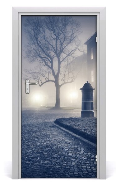 Fototapeta samoprzylepna DRZWI zamglona ulica