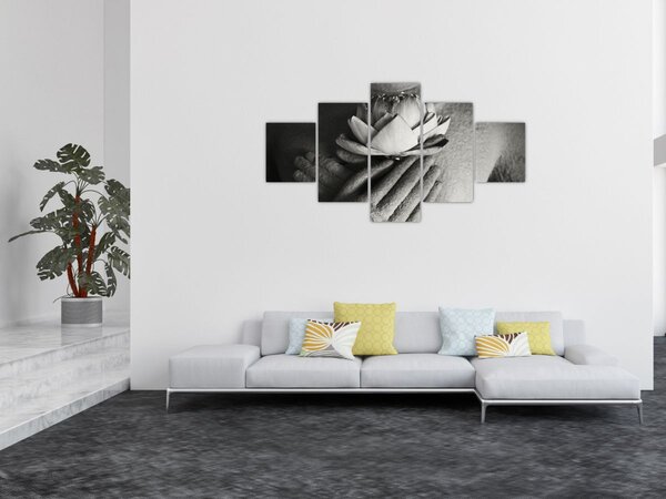 Obraz - Lotos w rękach Buddy (125x70 cm)
