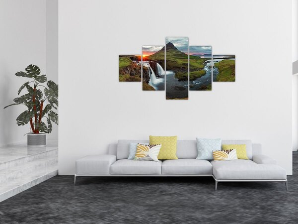 Obraz - Kirkjufell o zachodzie słońca (125x70 cm)