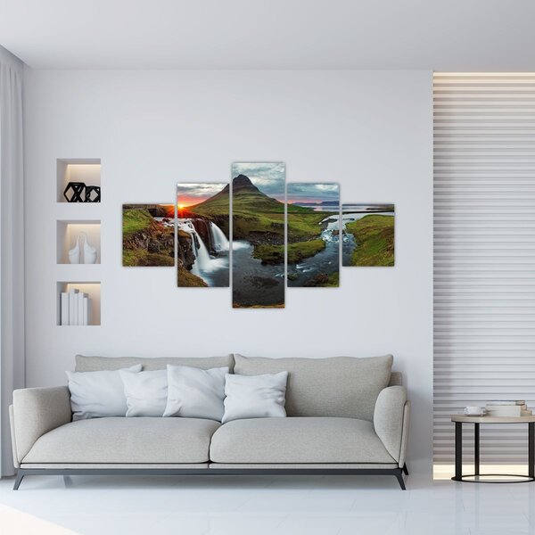 Obraz - Kirkjufell o zachodzie słońca (125x70 cm)