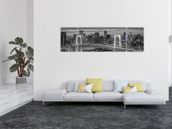 Obraz - Duże miasto z fioletową wieżą (170x50 cm)