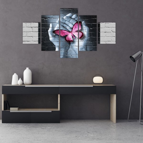 Obraz - Różowy motyl w ścianie (125x70 cm)