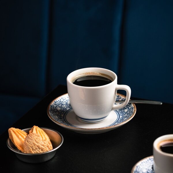Biała/niebieska porcelanowa filiżanka do cappuccino 200 ml Azul – BonBistro
